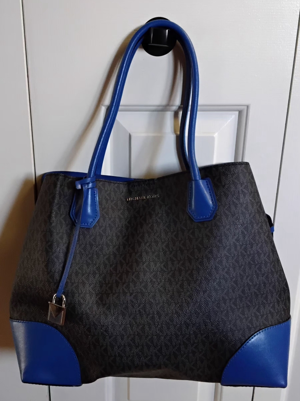 Michael Kors Mercer Gallery Large Center Zip Tote, Royal Blue/Black